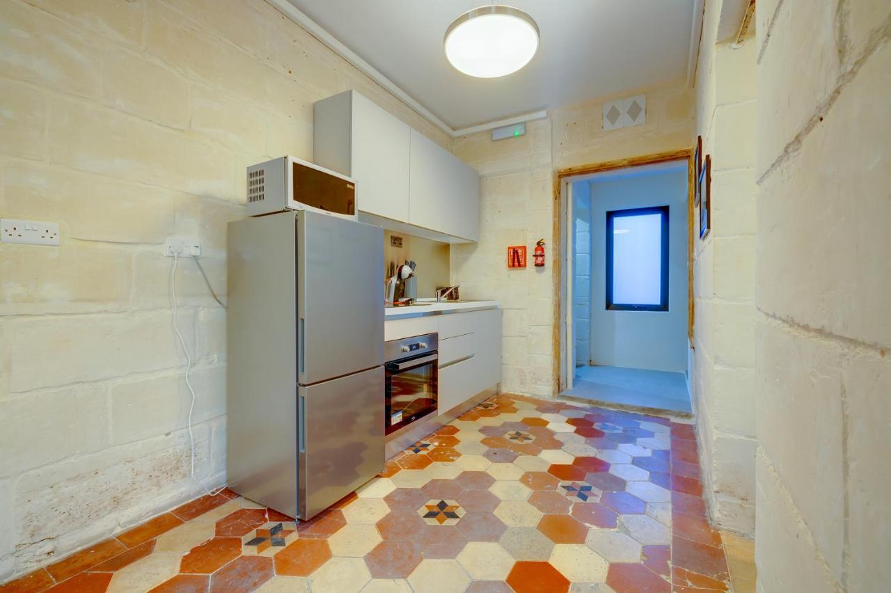Central And Cosy 2Br Apartment In Валетта Экстерьер фото